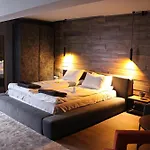 R34 Boutique 4* Veliko Tárnovo